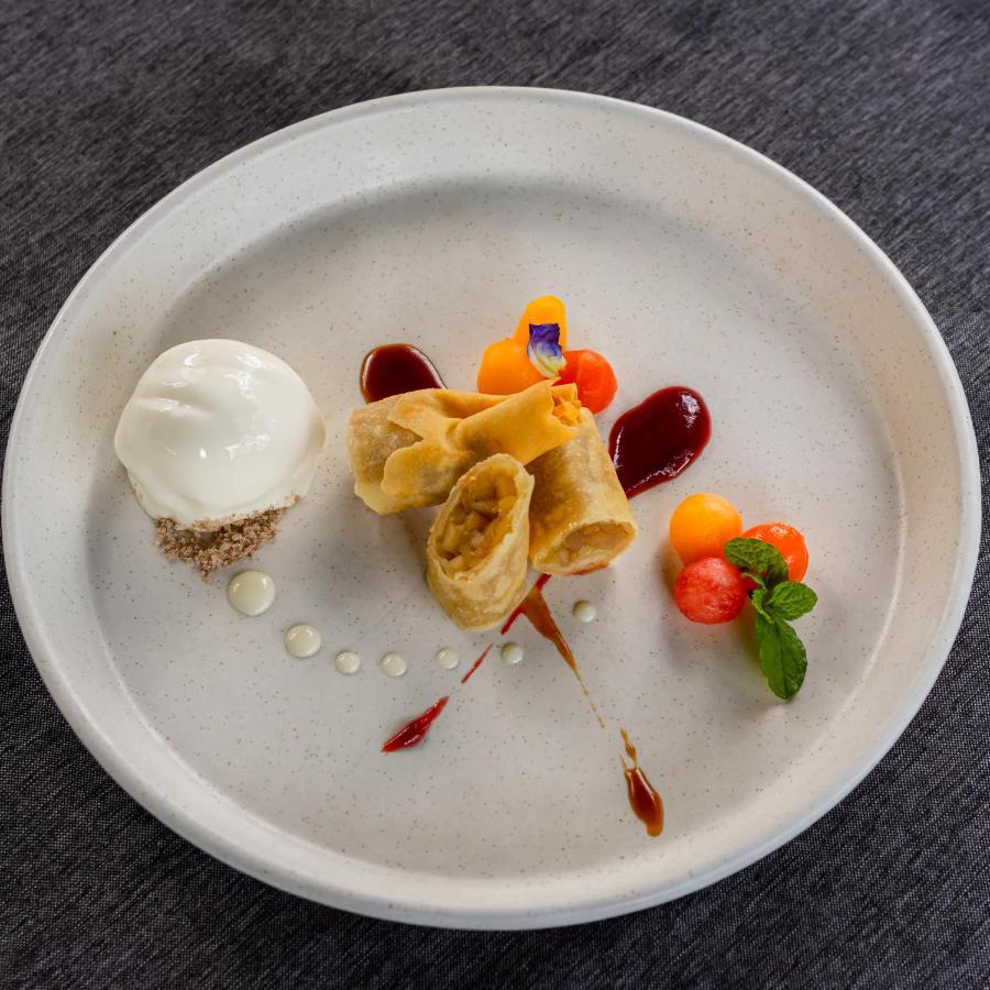 Royal Kamuela Villas & Suites At Monkey Forest Ubud (Adults Only) Экстерьер фото A dessert prepared by the Culinary Arts program